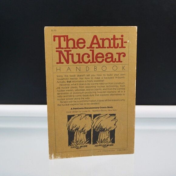 1978 The Anti-Nuclear Handbook by Stephen Croall Political Cartoons Kaianders - Picture 3 of 12